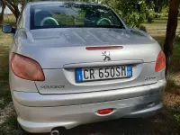 Usata Peugeot 206 CC Quiksilver 109 CV (80 kW) 2004 Grigio Cabrio