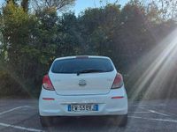 Usata Hyundai i20 Edition 85 CV (62 kW) 2014 Bianco Utilitaria
