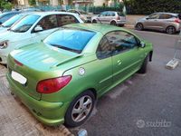 Begagnad Peugeot 206 CC 109 HK (80 kW) 2004 Grön Cab