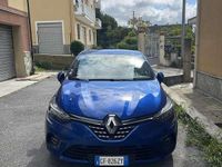 Usado Renault Clio V 90 HP (66 kW) 2021 Sedan