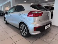 Usata Kia Rio 84 CV (61 kW) 2016 Grigio Utilitaria