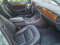 Usata Jaguar XJ8 237 CV (174 kW) 1997 Berlina