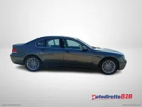 Usata BMW 735 272 CV (200 kW) 2002 Grigio metalizzato Berlina