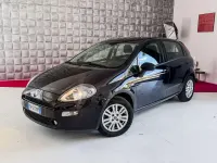 Usata Fiat Punto Lounge 95 CV (69 kW) 2017 Blu/azzurro Utilitaria