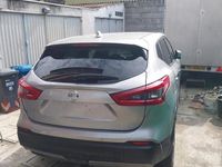 Usata Nissan Qashqai N-Connecta 116 CV (85 kW) 2018 Grigio SUV