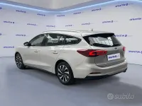 Usata Ford Focus Titanium 120 CV (88 kW) 2025 Argento Station wagon