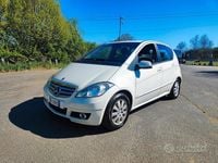 Usata Mercedes A180 Avantgarde 109 CV (80 kW) 2011 Bianco Berlina