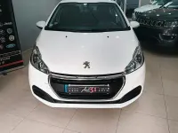 Usata Peugeot 208 Active 68 CV (50 kW) 2018 Bianco Utilitaria