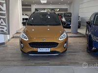 Usata Ford Fiesta Active 100 CV (73 kW) 2018 Arancione Berlina