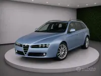 Usata Alfa Romeo 159 Distinctive 150 CV (110 kW) 2007 Azzurro Station wagon
