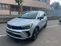 Usata Opel Crossland X Elegance 110 CV (80 kW) 2024 Grigio SUV