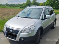 Usata Fiat Sedici 120 CV (88 kW) 2008 Grigio SUV