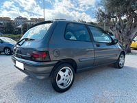 Usata Renault Clio 78 CV (57 kW) 1994 Grigio Berlina
