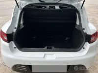 Usata Renault Clio IV Collection 75 CV (55 kW) 2018 Bianco Berlina