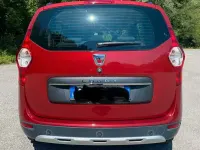 Usata Dacia Lodgy Comfort 116 CV (85 kW) 2021 Rosso Monovolume
