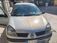 Usata Renault Clio II Expression 58 CV (42 kW) 2003 Berlina