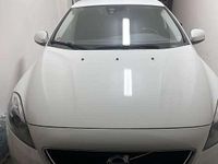 Usata Volvo V40 Momentum 120 CV (88 kW) 2016 Berlina