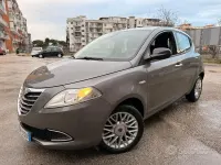 Usata Lancia Ypsilon 95 CV (69 kW) 2015 Grigio Utilitaria