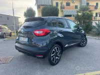 Usata Renault Captur 90 CV (66 kW) 2014 Grigio SUV