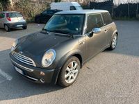 Usata Mini Cooper 122 CV (89 kW) 2005 Grigio Utilitaria