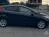 Usata Ford Fiesta 70 CV (51 kW) 2011 Nero Utilitaria