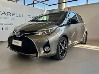 Usata Toyota Yaris Style 101 CV (74 kW) 2016 Grigio Utilitaria