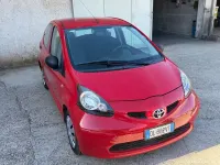 Usata Toyota Aygo 68 CV (50 kW) 2008 Rosso Utilitaria