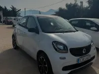 Usata Smart ForFour Passion 109 CV (80 kW) 2017 Bianco Utilitaria