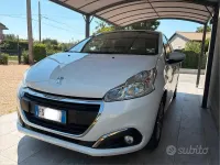 Usata Peugeot 208 Active 75 CV (55 kW) 2018 Utilitaria