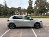 Usata VW Polo R-line 90 CV (66 kW) 2020 Grigio Utilitaria