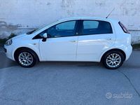 Usata Fiat Punto Evo Dynamic 69 CV (50 kW) 2011 Bianco Utilitaria