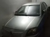 Usata Toyota Avensis 150 CV (110 kW) 2007 Grigio Berlina