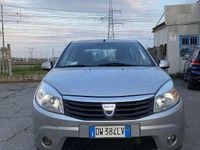Usata Dacia Sandero Lauréate 75 CV (55 kW) 2009 Berlina