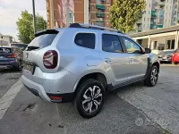 Usata Dacia Duster Prestige 101 CV (74 kW) 2022 Grigio SUV