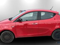 Usata Lancia Ypsilon Silver 69 CV (50 kW) 2023 Rosso Utilitaria
