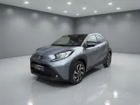 Usado Toyota Aygo X Trend 72 CV (52 kW) 2025 Gris SUV