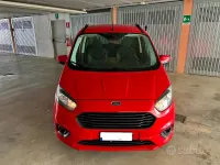 Usata Ford Tourneo Courier 101 CV (74 kW) 2019 Rosso Monovolume