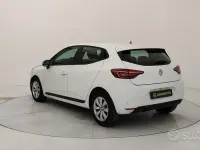 Usata Renault Clio V Business 86 CV (63 kW) 2021 Bianco Berlina