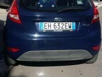 Gebraucht Ford Fiesta 92 PS (67 kW) 2012 Blau Limousine