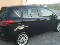 Usata Ford B-MAX Titanium 75 CV (55 kW) 2013 Nero Monovolume