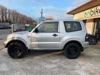 usata Mitsubishi Pajero 2.5 tdi 3 porte autovettura