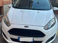 Usata Ford Fiesta 95 CV (69 kW) 2017 Bianco Berlina