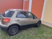 Usata Fiat Sedici 107 CV (78 kW) 2006 Marrone SUV
