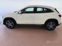 Usata Mercedes GLA200 Premium 150 CV (110 kW) 2023 Bianco SUV