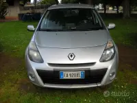 Gebraucht Renault Clio II 85 PS (62 kW) 2010 Grau Limousine