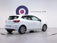 Usata Renault Clio V Zen 91 CV (66 kW) 2021 Bianco Berlina