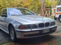 Usata BMW 520 M Performance 150 CV (110 kW) 1999 Grigio Berlina