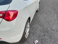 Usata Alfa Romeo Giulietta 105 CV (77 kW) 2012 Bianco Utilitaria