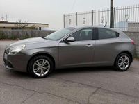 Usata Alfa Romeo Giulietta Exclusive 170 CV (125 kW) 2012 Grigio Utilitaria