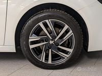 Usata Peugeot 208 Allure 101 CV (74 kW) 2023 Bianco Utilitaria